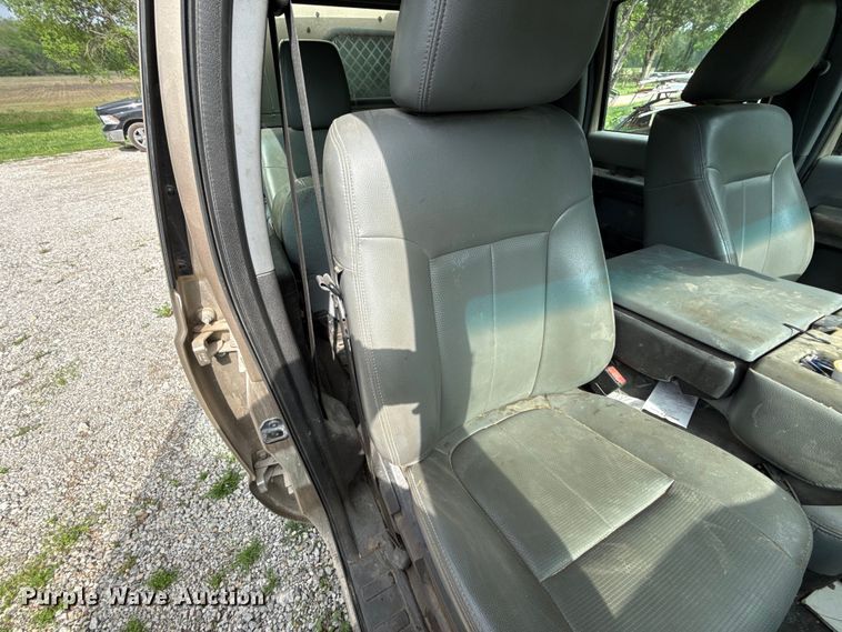 image for item EV7722 2012 Ford F250 Crew Cab utility bed pickup truck