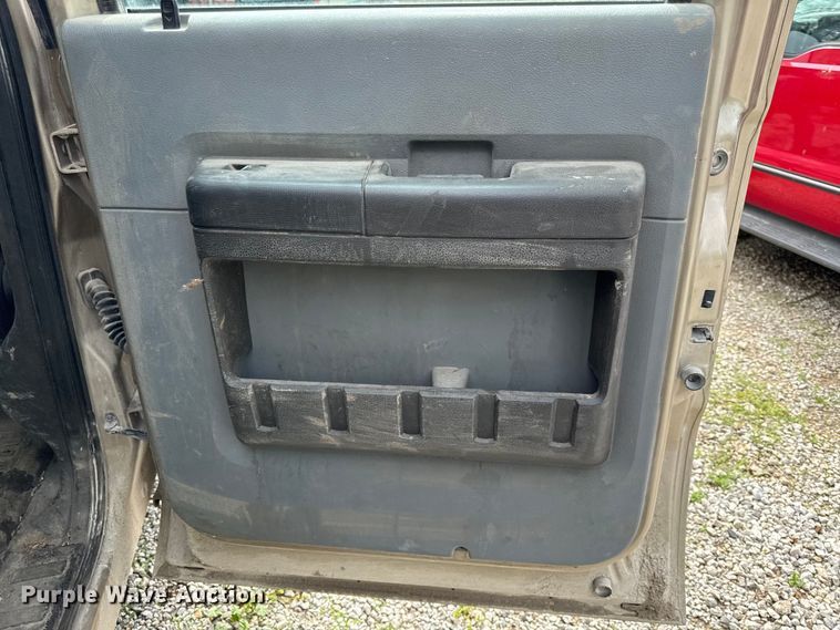 image for item EV7722 2012 Ford F250 Crew Cab utility bed pickup truck