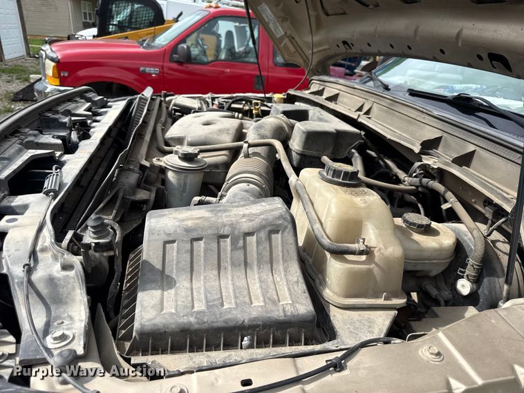 image for item EV7722 2012 Ford F250 Crew Cab utility bed pickup truck