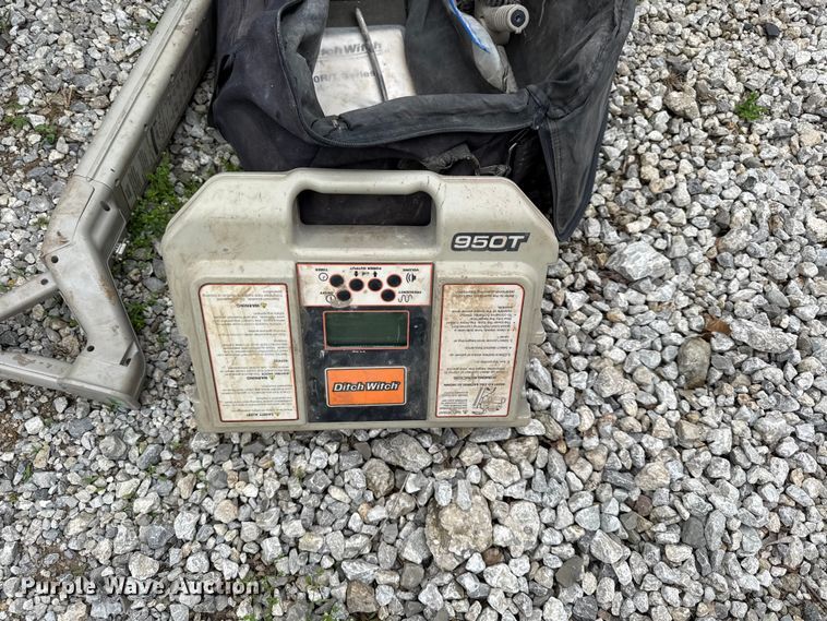 image for item EV7723 (2) ditch witch locators