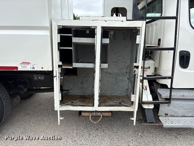 image for item EW1539 2012 Freightliner  Business Class M2 forestry bucket truck