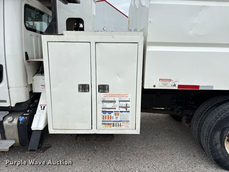 image for item EW1539 2012 Freightliner  Business Class M2 forestry bucket truck