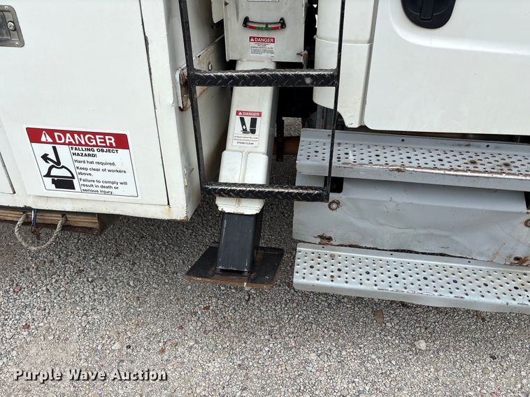 image for item EW1539 2012 Freightliner  Business Class M2 forestry bucket truck