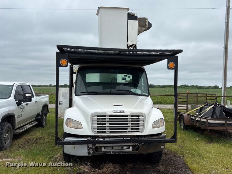 image for item EW1542 2013 Freightliner Business Class M2 forestry bucket truck