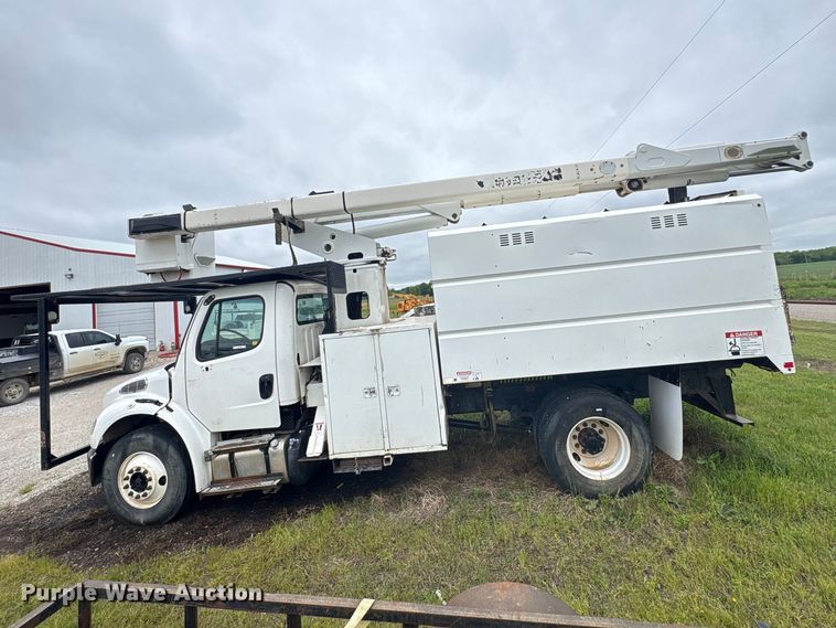 image for item EW1542 2013 Freightliner Business Class M2 forestry bucket truck