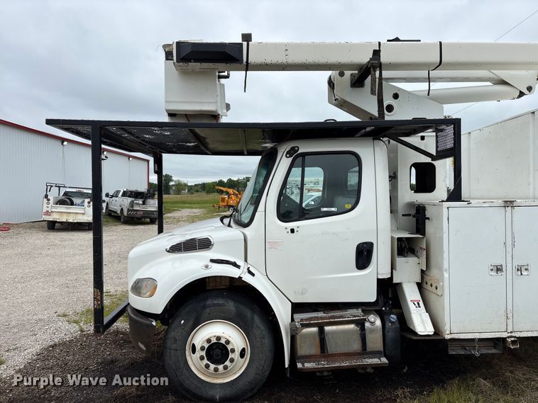 image for item EW1542 2013 Freightliner Business Class M2 forestry bucket truck