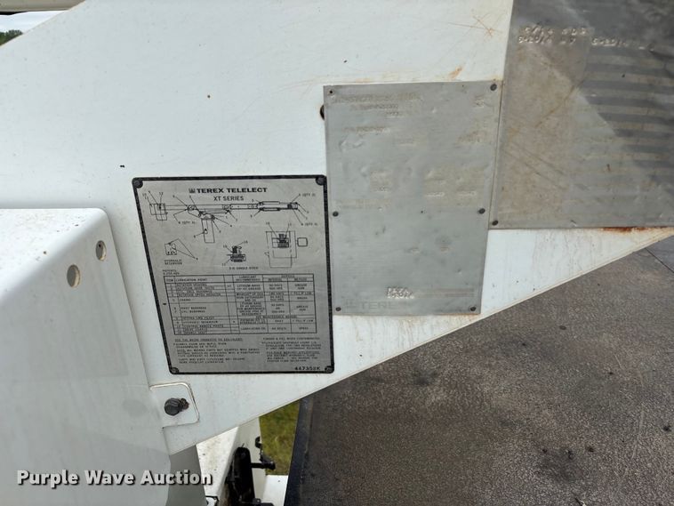 image for item EW1542 2013 Freightliner Business Class M2 forestry bucket truck