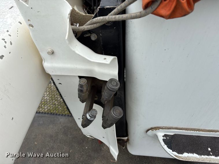 image for item EW1542 2013 Freightliner Business Class M2 forestry bucket truck