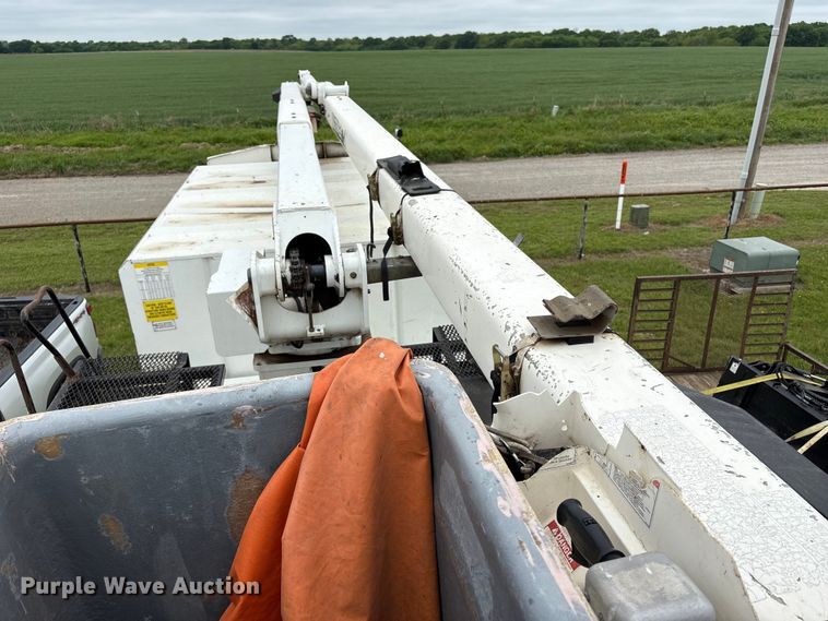 image for item EW1542 2013 Freightliner Business Class M2 forestry bucket truck