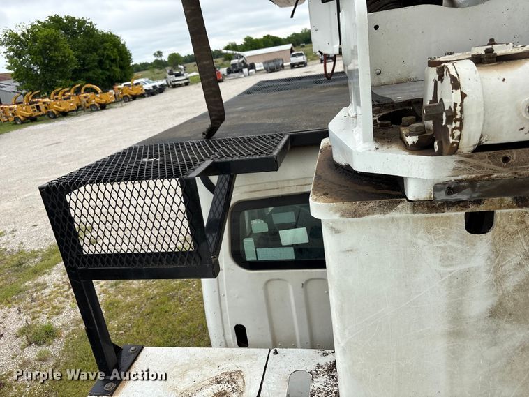 image for item EW1542 2013 Freightliner Business Class M2 forestry bucket truck