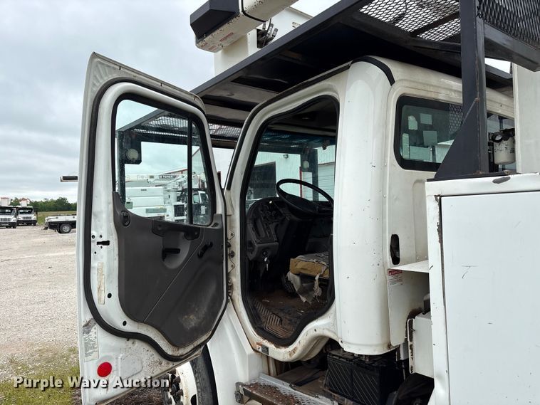 image for item EW1542 2013 Freightliner Business Class M2 forestry bucket truck