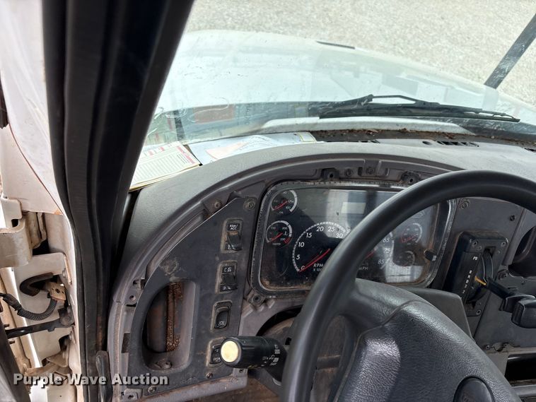 image for item EW1542 2013 Freightliner Business Class M2 forestry bucket truck