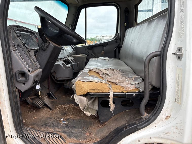 image for item EW1542 2013 Freightliner Business Class M2 forestry bucket truck