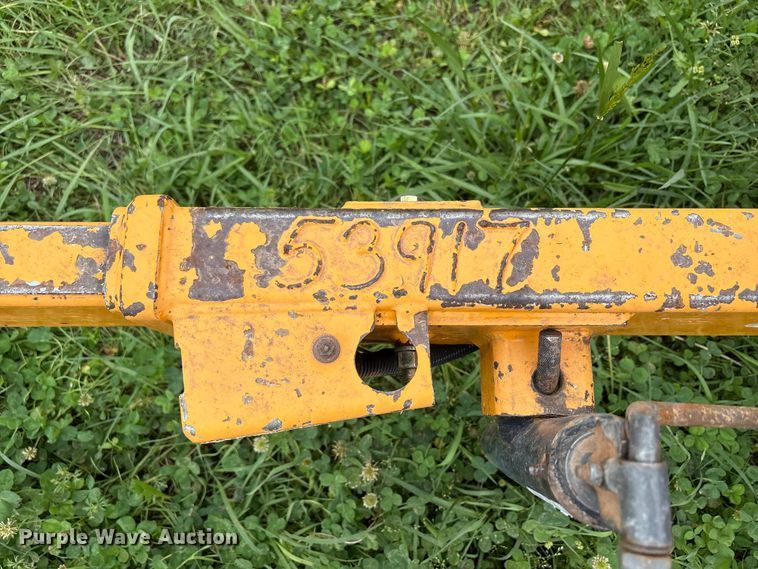 image for item EW1544 2015 Bandit Industries 990 wood chipper