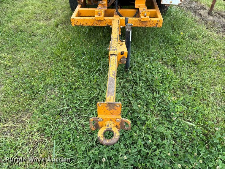 image for item EW1544 2015 Bandit Industries 990 wood chipper