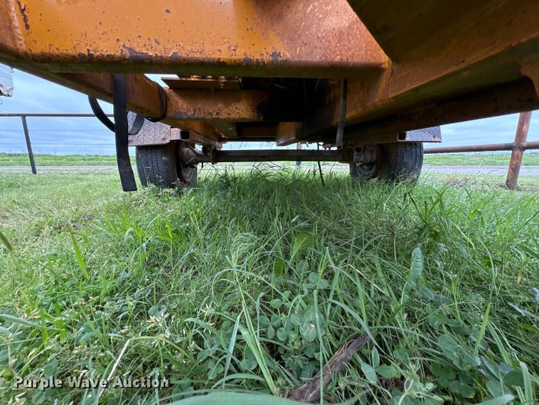 image for item EW1544 2015 Bandit Industries 990 wood chipper