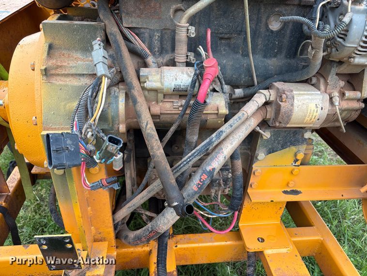 image for item EW1544 2015 Bandit Industries 990 wood chipper