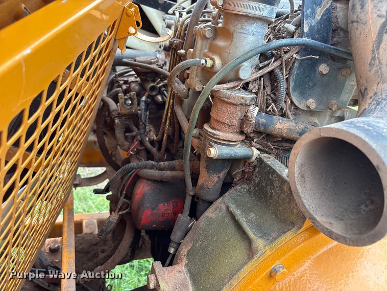 image for item EW1544 2015 Bandit Industries 990 wood chipper