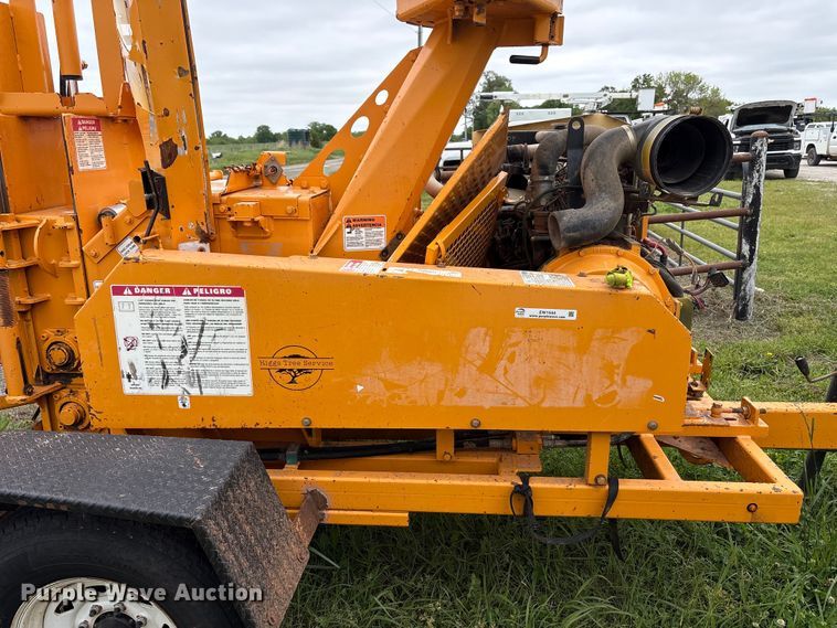 image for item EW1544 2015 Bandit Industries 990 wood chipper