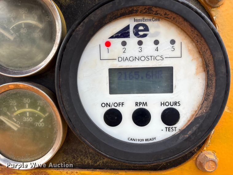 image for item EW1545 2015 Bandit Industries 990 wood chipper