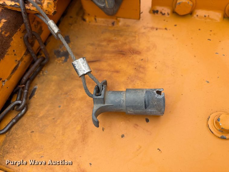 image for item EW1545 2015 Bandit Industries 990 wood chipper