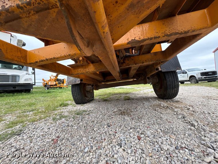 image for item EW1545 2015 Bandit Industries 990 wood chipper