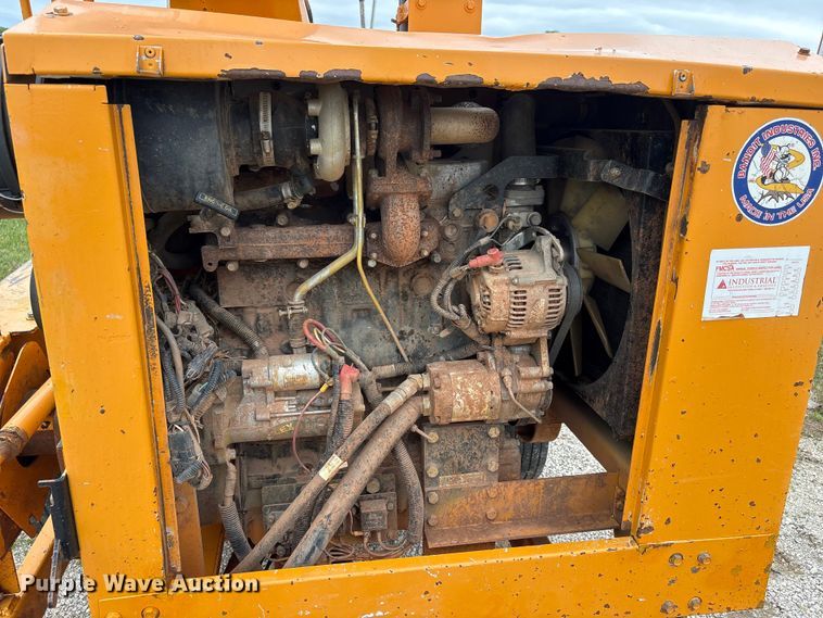image for item EW1545 2015 Bandit Industries 990 wood chipper