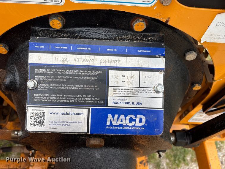 image for item EW1546 2014 Bandit Industries 990 wood chipper