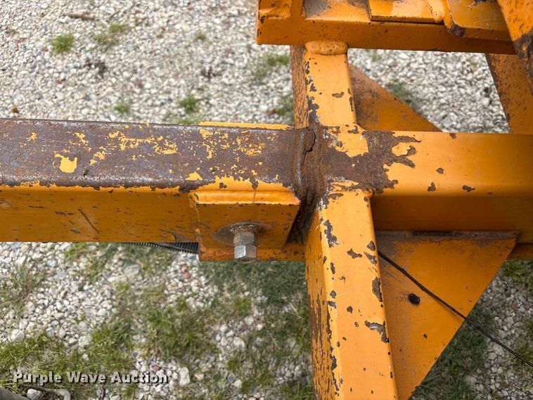 image for item EW1546 2014 Bandit Industries 990 wood chipper