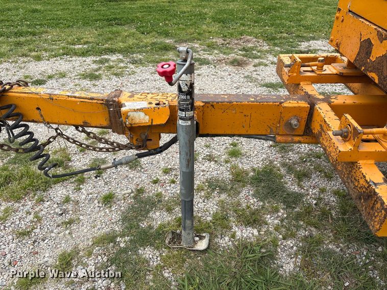 image for item EW1546 2014 Bandit Industries 990 wood chipper