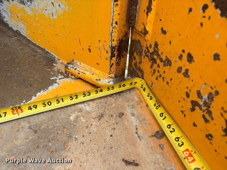 image for item EW1546 2014 Bandit Industries 990 wood chipper