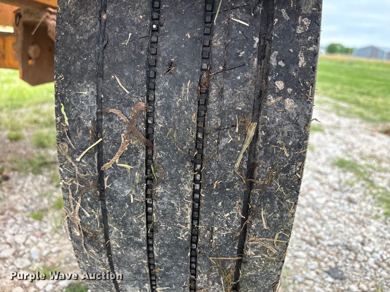 image for item EW1546 2014 Bandit Industries 990 wood chipper