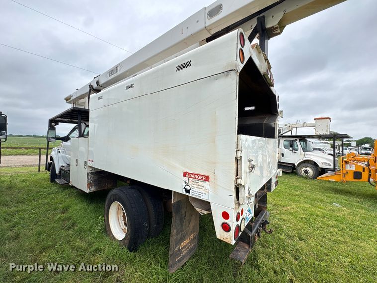 image for item EW1547 2019 Ford F750 Super Duty forestry bucket truck