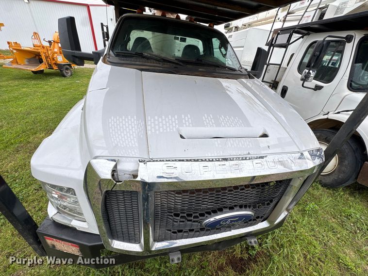 image for item EW1547 2019 Ford F750 Super Duty forestry bucket truck