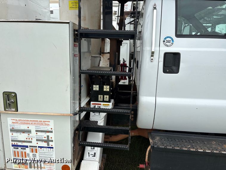 image for item EW1547 2019 Ford F750 Super Duty forestry bucket truck