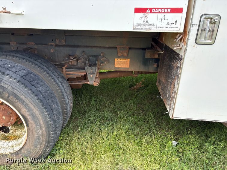 image for item EW1547 2019 Ford F750 Super Duty forestry bucket truck