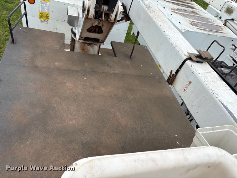 image for item EW1547 2019 Ford F750 Super Duty forestry bucket truck