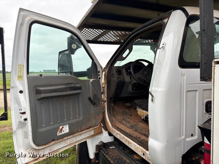 image for item EW1547 2019 Ford F750 Super Duty forestry bucket truck