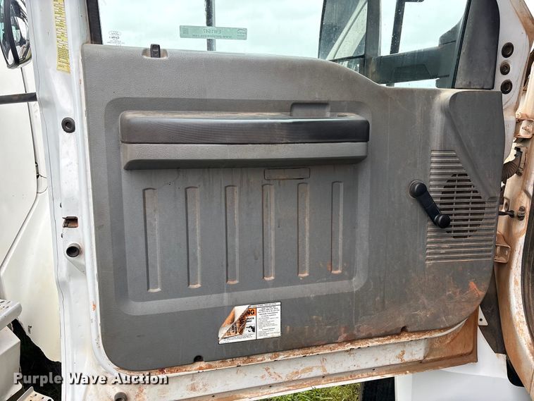 image for item EW1547 2019 Ford F750 Super Duty forestry bucket truck
