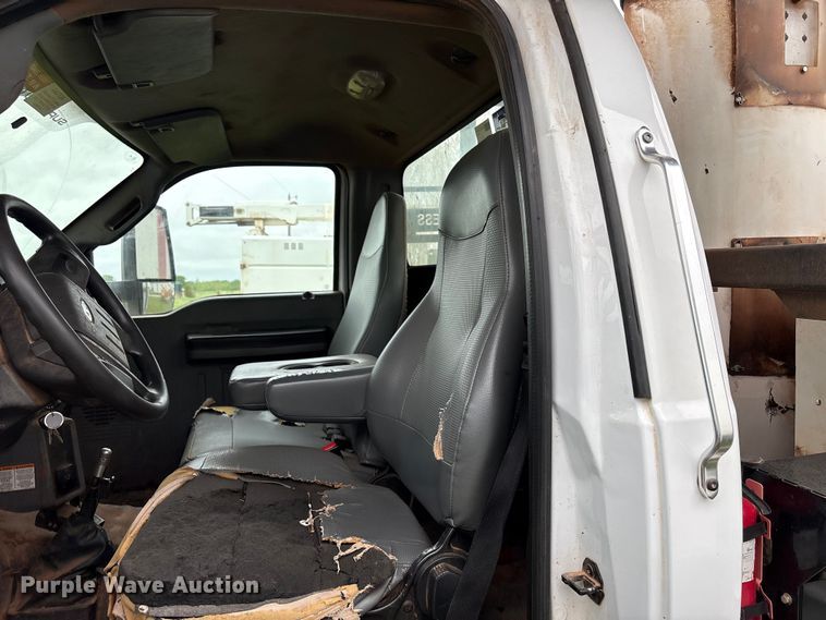 image for item EW1547 2019 Ford F750 Super Duty forestry bucket truck