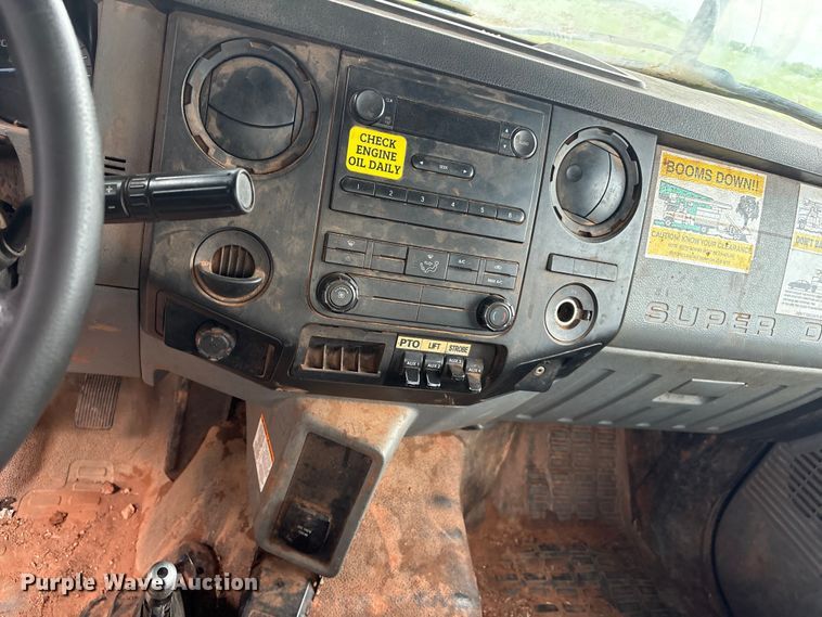image for item EW1547 2019 Ford F750 Super Duty forestry bucket truck