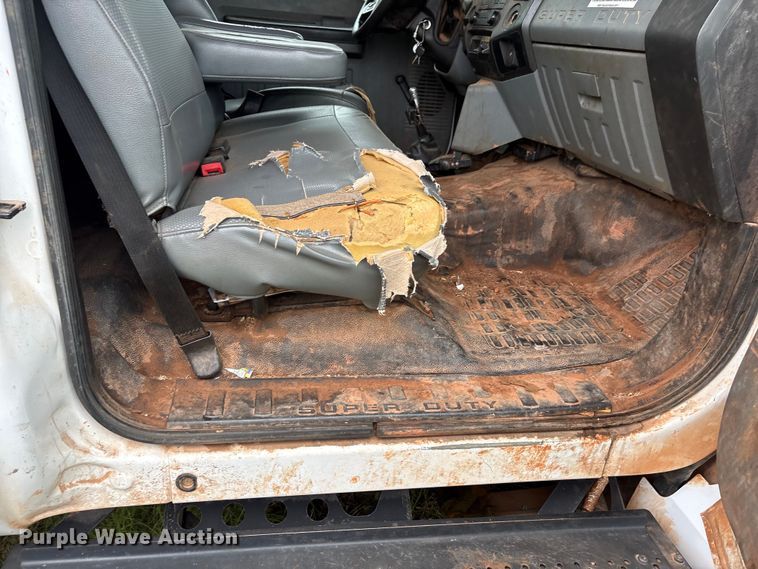 image for item EW1547 2019 Ford F750 Super Duty forestry bucket truck