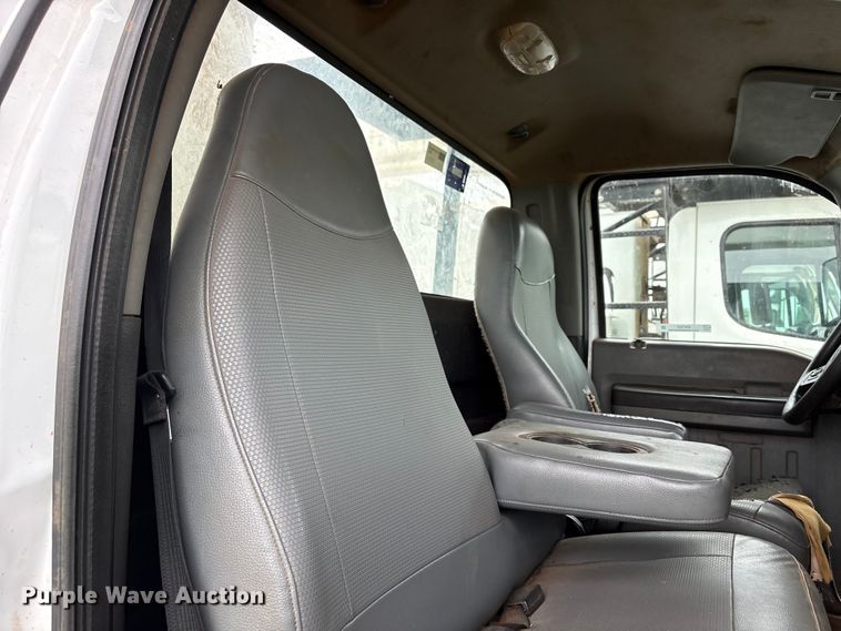 image for item EW1547 2019 Ford F750 Super Duty forestry bucket truck