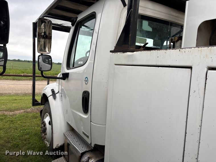image for item EW1548 2011 Freightliner Business Class M2 forestry bucket truck