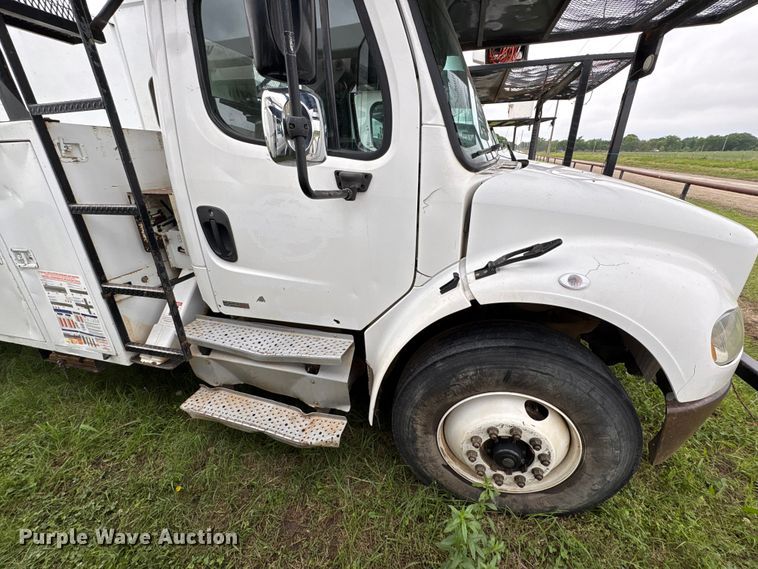 image for item EW1548 2011 Freightliner Business Class M2 forestry bucket truck