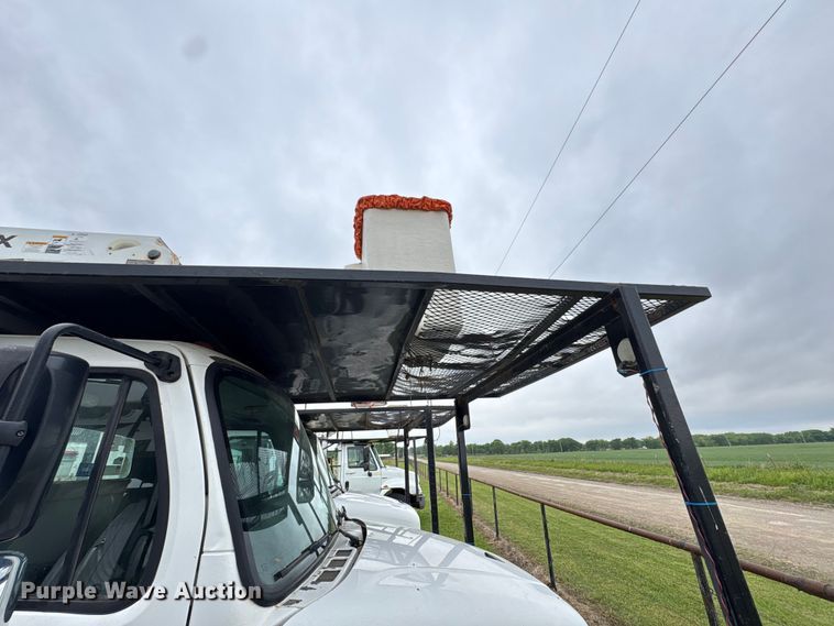 image for item EW1548 2011 Freightliner Business Class M2 forestry bucket truck