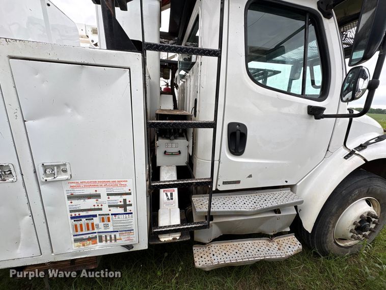 image for item EW1548 2011 Freightliner Business Class M2 forestry bucket truck