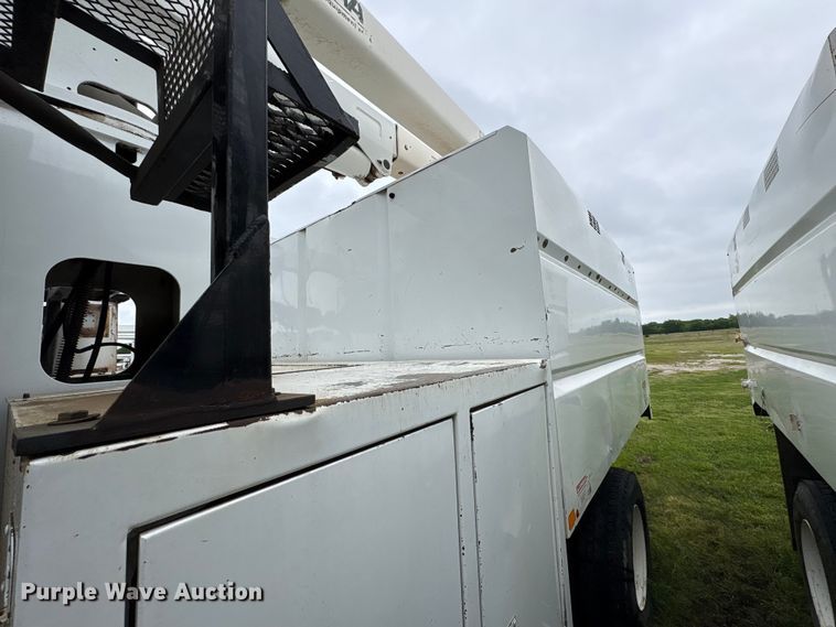 image for item EW1548 2011 Freightliner Business Class M2 forestry bucket truck