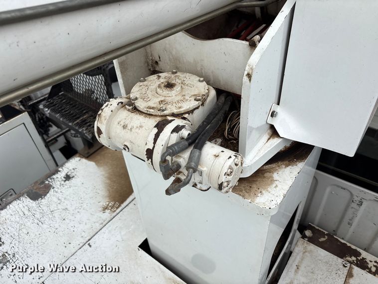 image for item EW1548 2011 Freightliner Business Class M2 forestry bucket truck