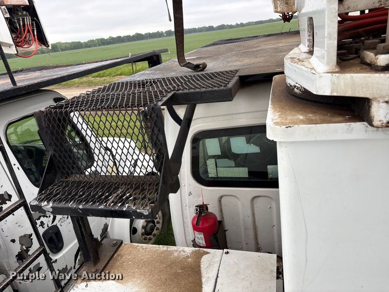image for item EW1548 2011 Freightliner Business Class M2 forestry bucket truck